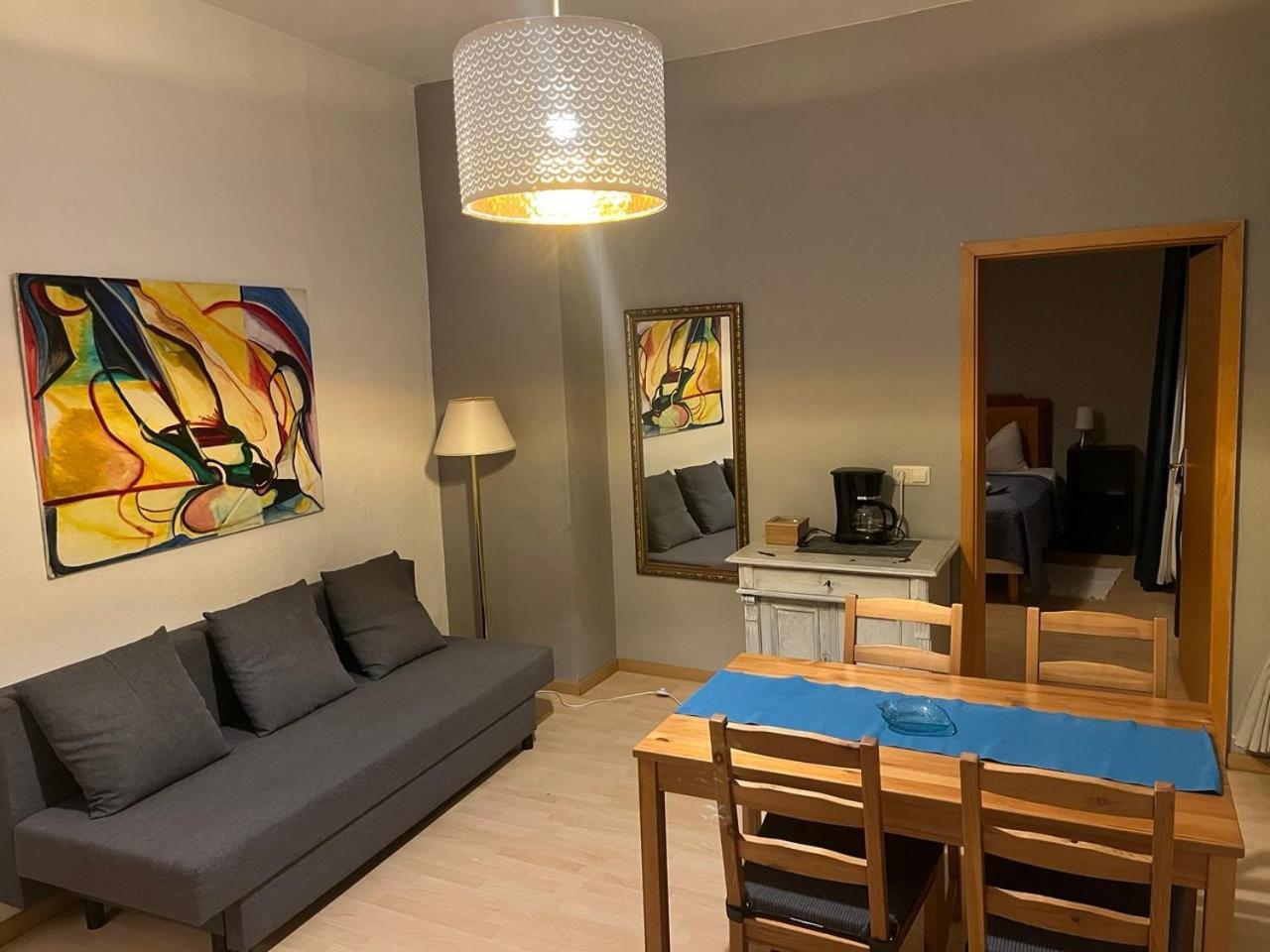 Apartment Art - Harz